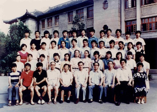 中文851