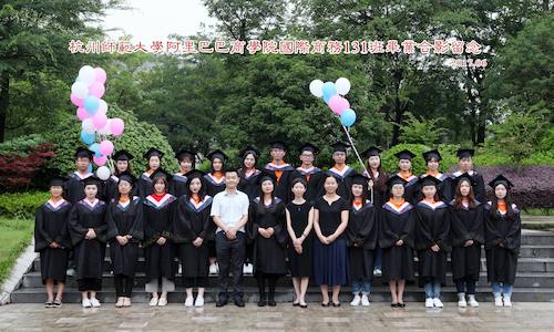 5选 国商131，6x10学生28+老师3+留档1=32张