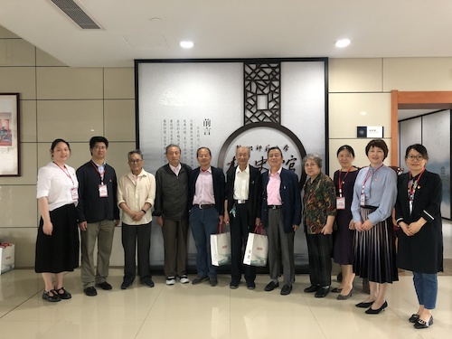 校史馆门口20210520